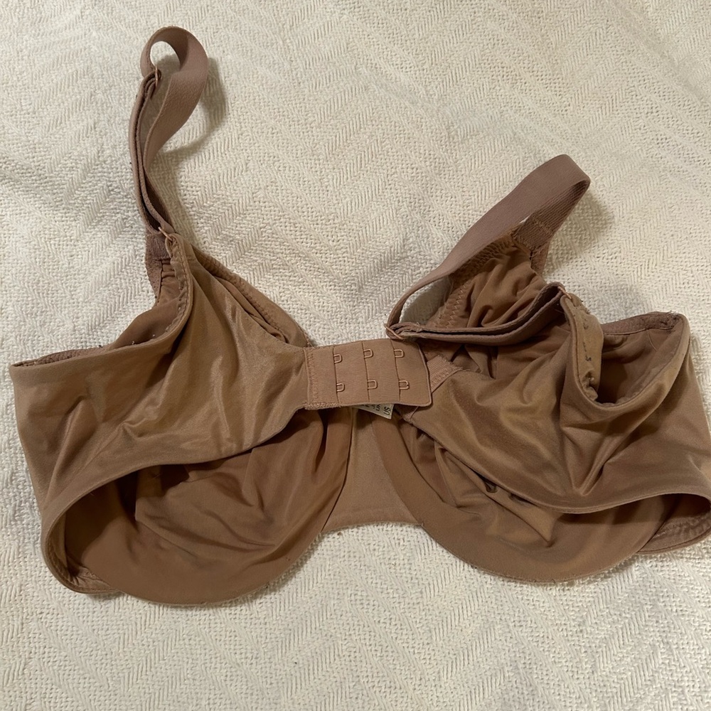 Wacoal Underwire bra - Picture 2 of 3